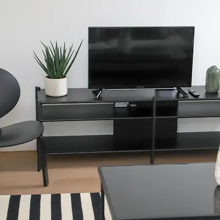 Core City- Sunbeam Apartment *